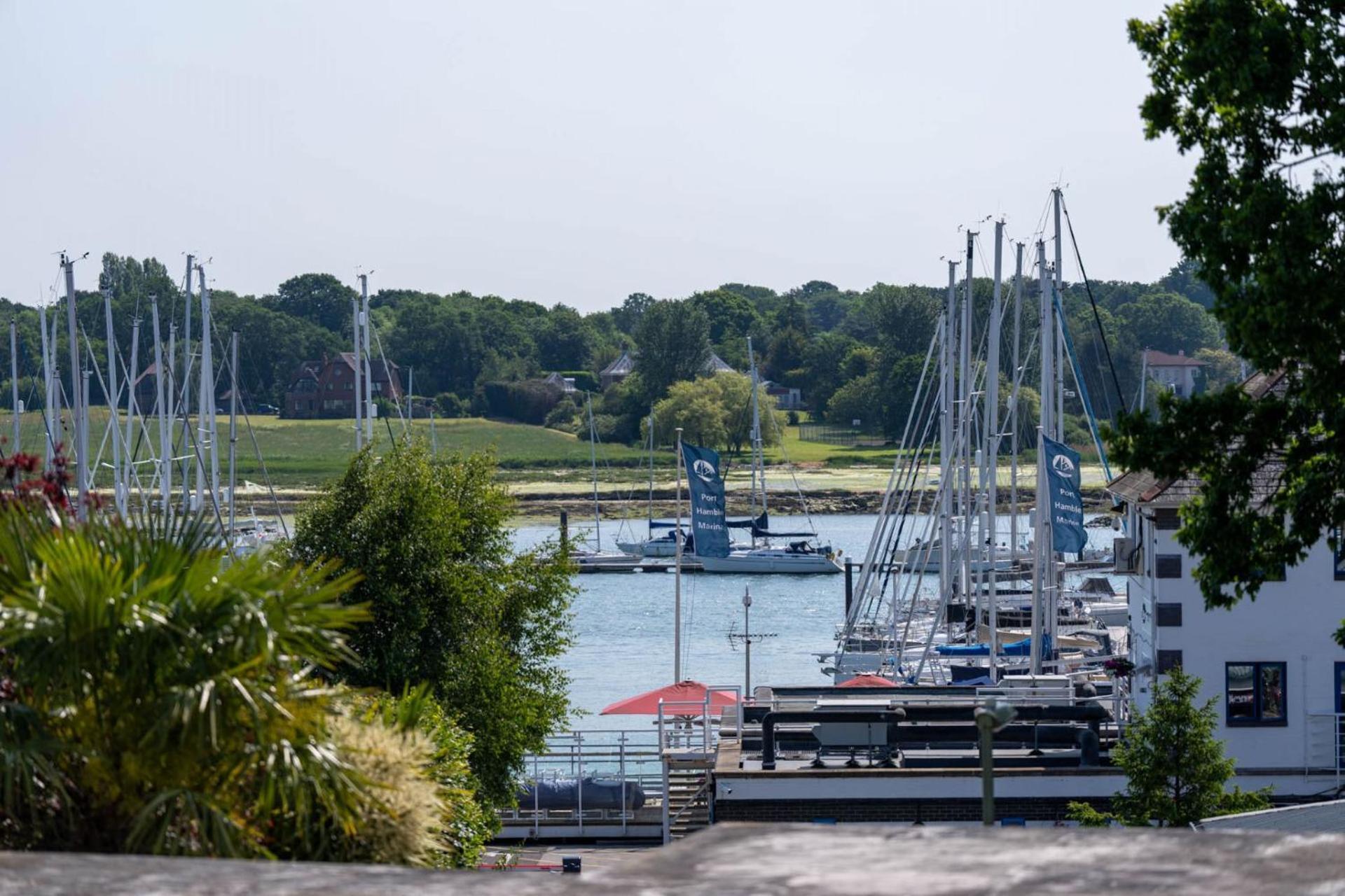 Skippers Retreat Hamble-le-Rice Exteriör bild